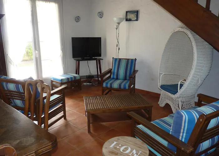 Semesterbostad T5 Front De Mer,