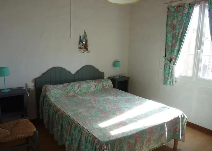 T5 Front De Mer, Semesterbostad